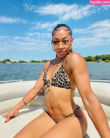 Alycia Baumgardner beautiful actress images