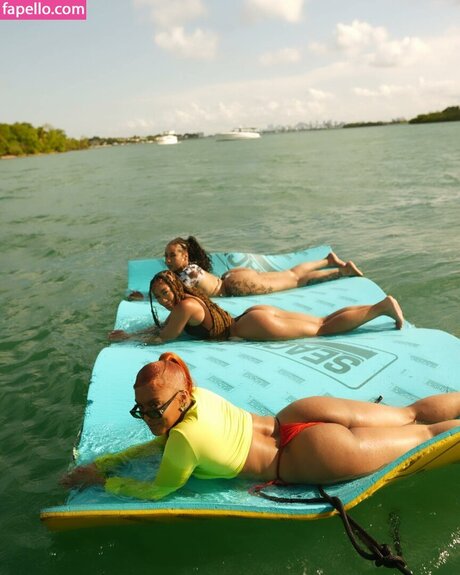 Alycia Baumgardner star free archive