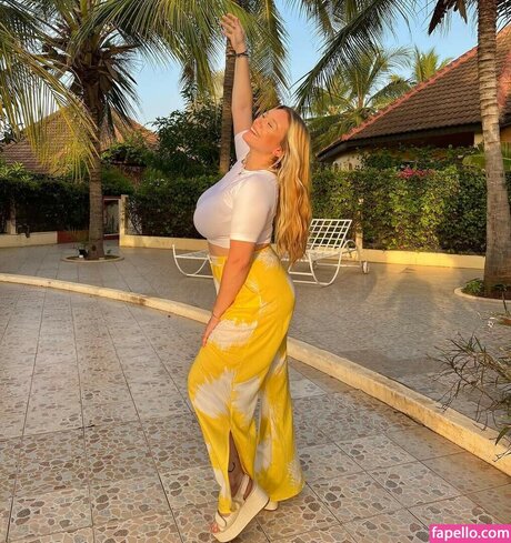 Justinaccessible star hot images