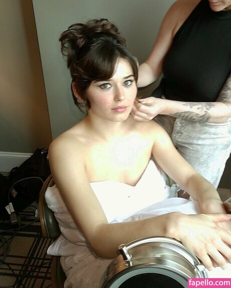 Ruby Cruz sexy model img