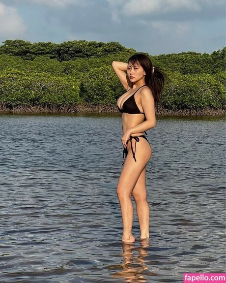 Tanaka Miku star porn pictures