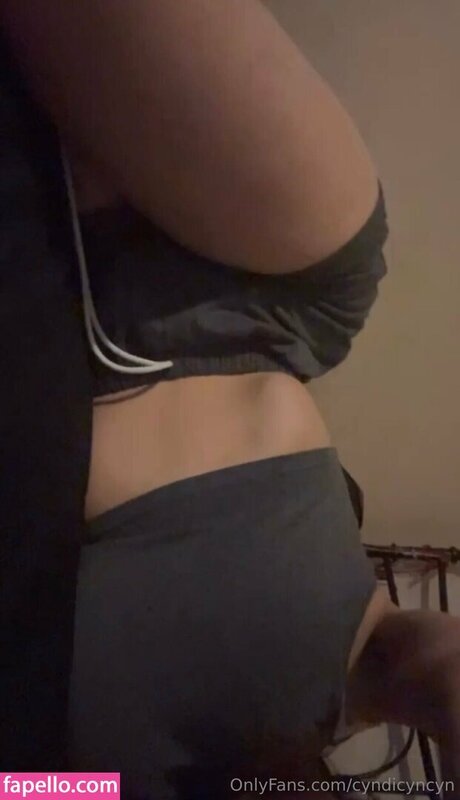 cyndicyncyn pretty model photo