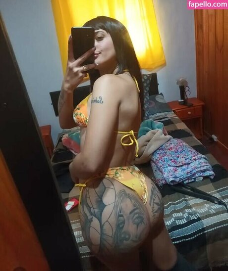 chispiate22 model nude pic