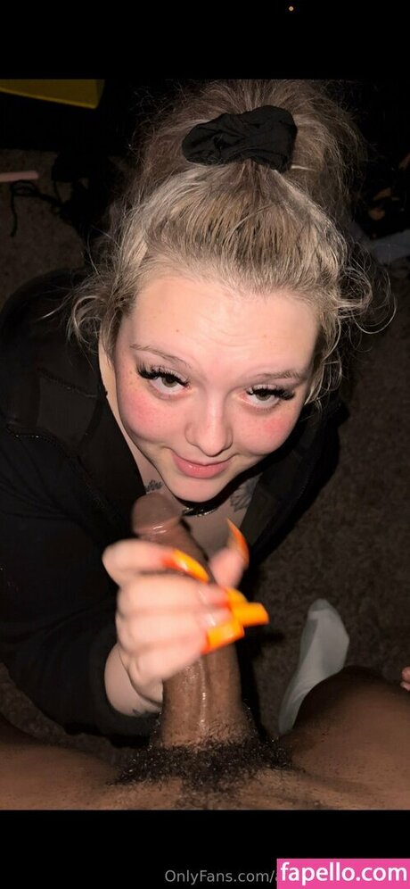 Acacia Makayla profile pic