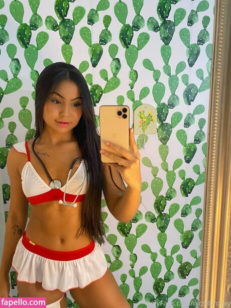 nicollyrosae model sex pictures