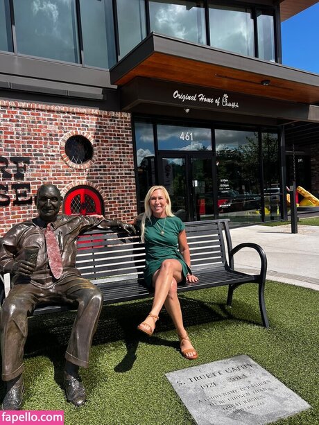 Marjorie Taylor Greene nice star photo