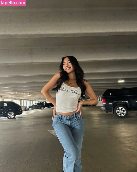 Daisy Chang porn star image