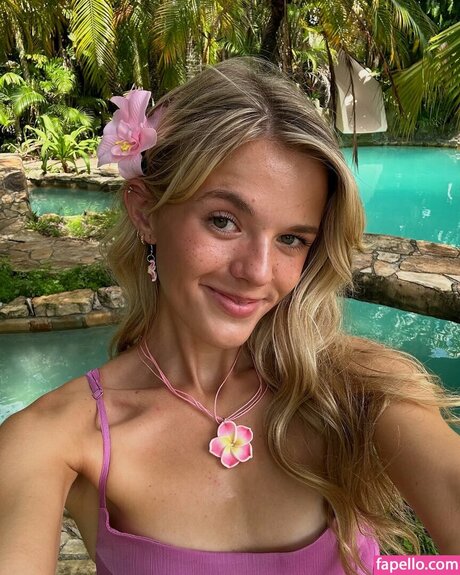 Ocean s Asmr model beautiful photos