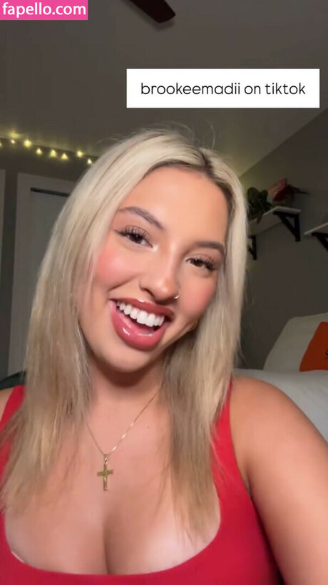 blonde big tits onlyfans hot porn picture