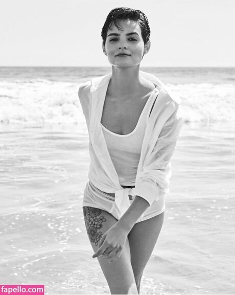 Brianna Hildebrand model pretty galleries