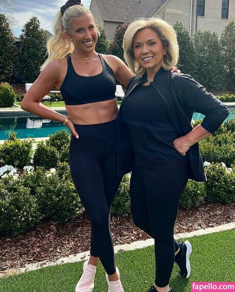 Savannah Chrisley model xxx gallery