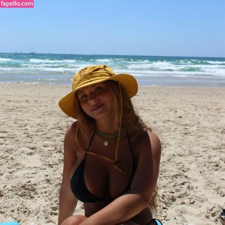 noadabushh pornstar nude gallery