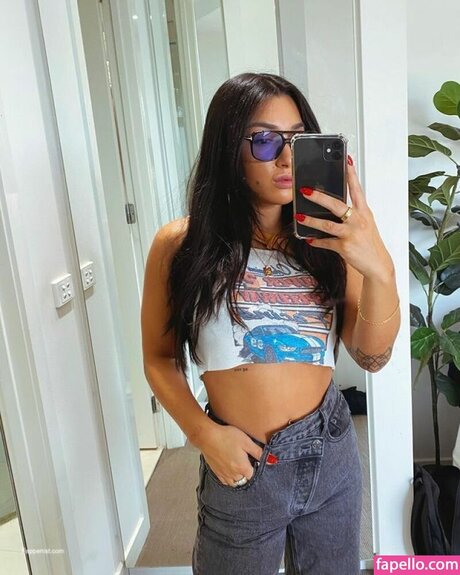 Ella Ding nude actress gallery