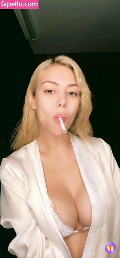 Seydanur Tunc pornstar top pic