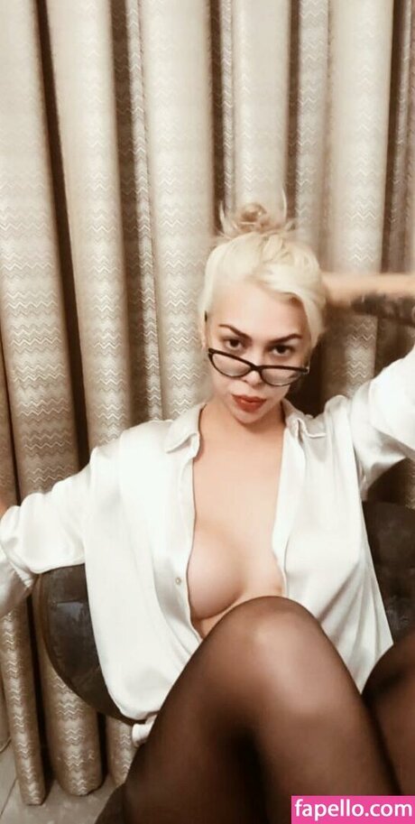 Seydanur Tunc star hot photo