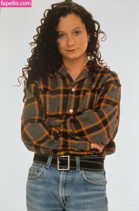 Sara Gilbert perfect model photo