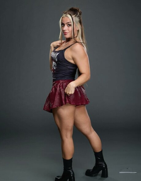 Sirena Linton star pretty image