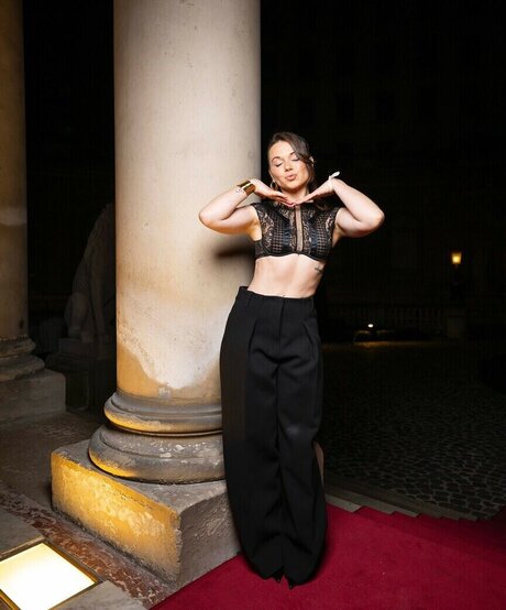 Juju Fitcats top star images