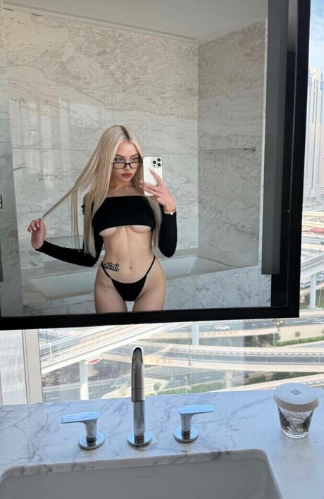 iamvikaap m pornstar perfect picture