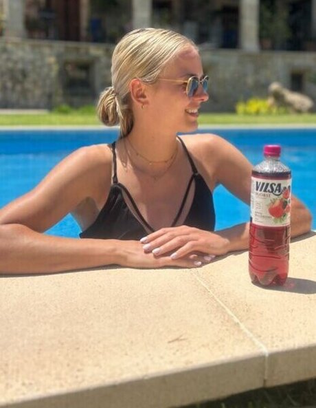 teen footjob onlyfans pornos pics