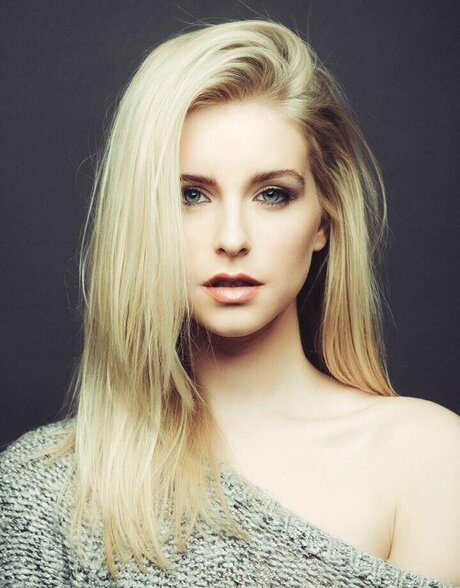 Jess Davies high quality pornstar galleries