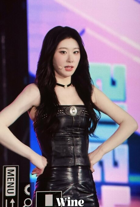 Chaeryeong nude pornstar pics