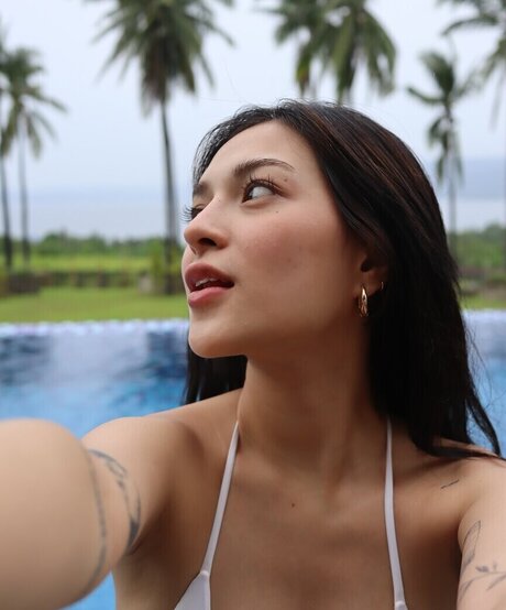 mikslmnc perfect model photo