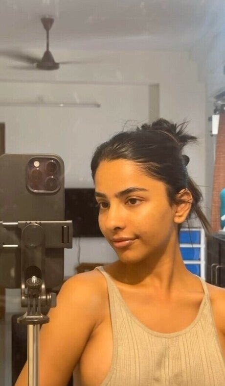 curly hair teen onlyfans nudes gallery