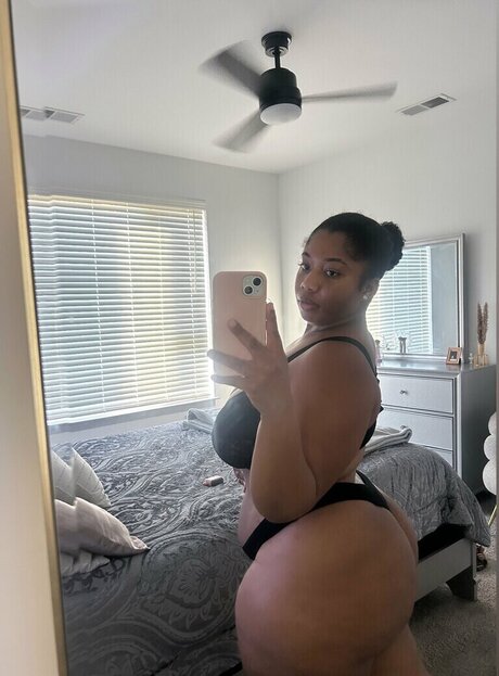 shesjuicy nudes actress photos