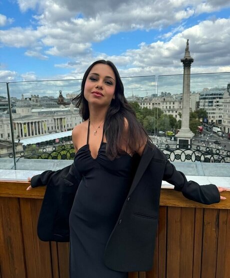 asmr babe onlyfans top pic