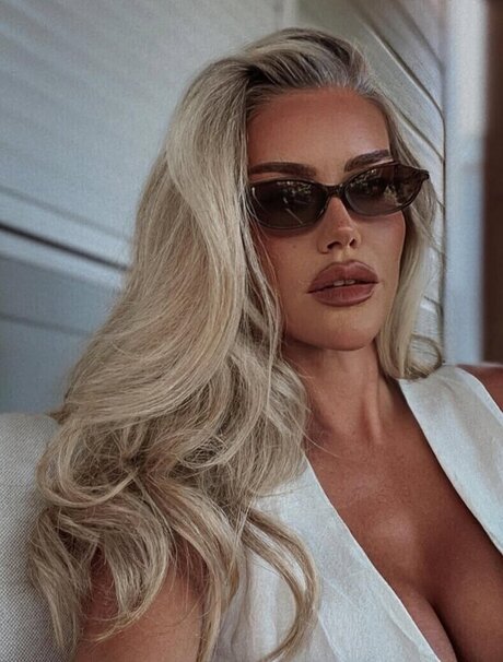 Eilidh Scott nudes actress pictures