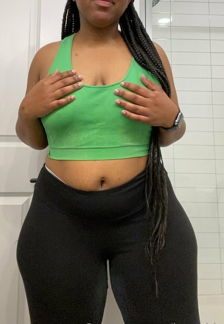 lveevidz best model pictures