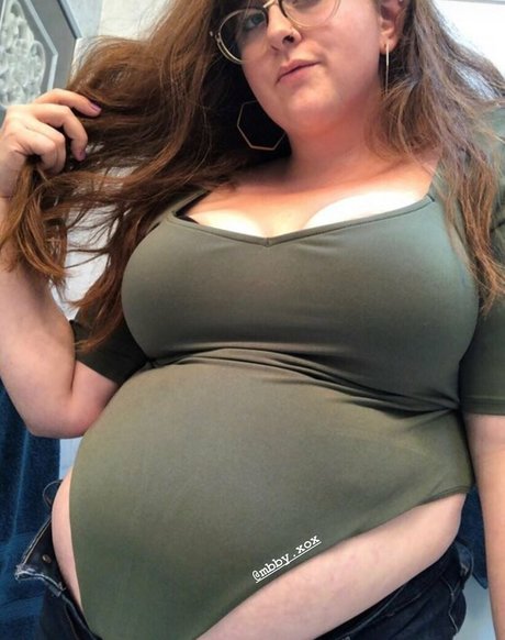 mbbyxox naked model images
