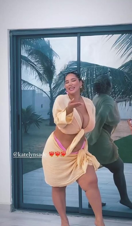 beautiful ladyboy onlyfans art xxx photos