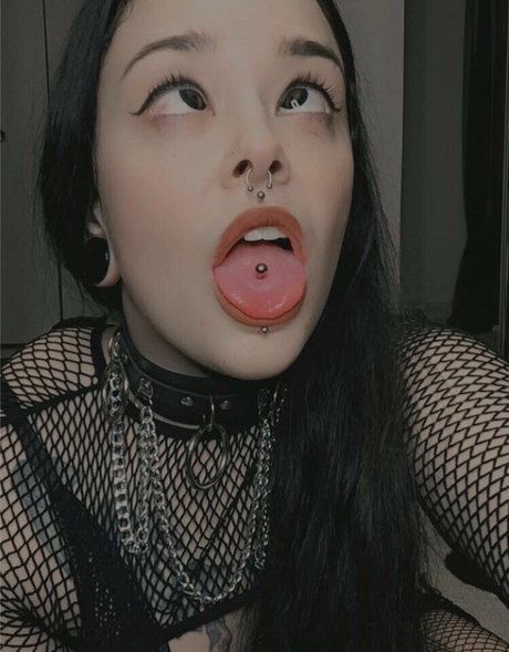 babymoth1 nude thumbnail