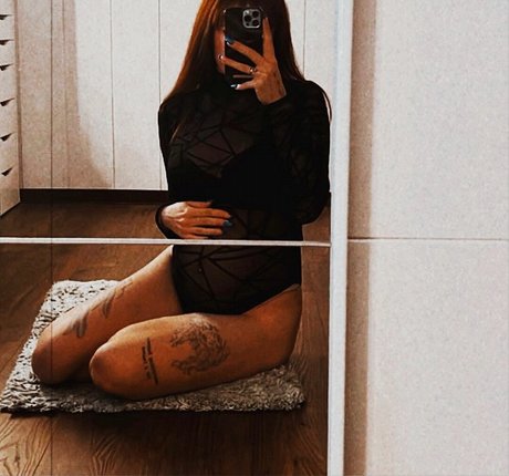 gelliii93_ sexy actress archive