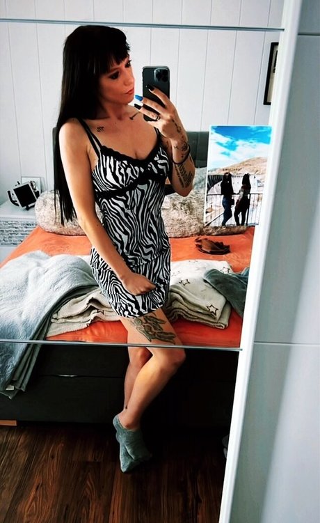 gelliii93_ perfect model images