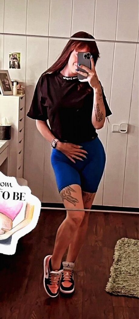 gelliii93_ perfect model pic