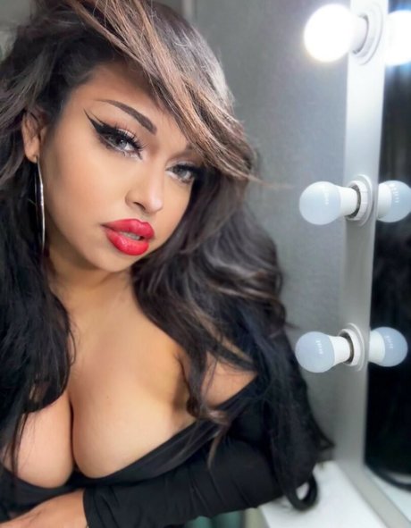 leather leggings onlyfans adult pictures