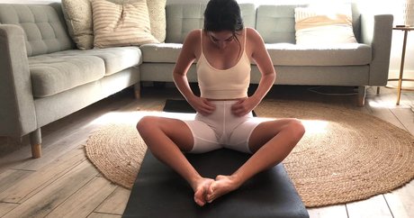 Miss Bell ASMR nude model images