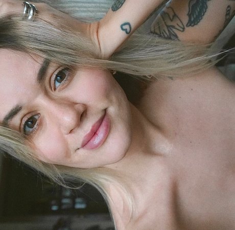 mouth onlyfans pornographic pic