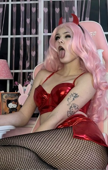 housewife onlyfans nude photo