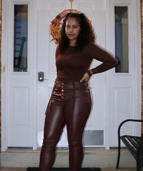 Bugzyy p top actress galleries