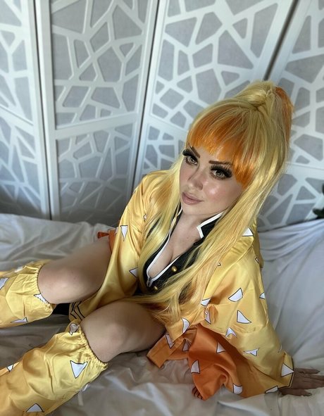 Poisynivy sexy star pic