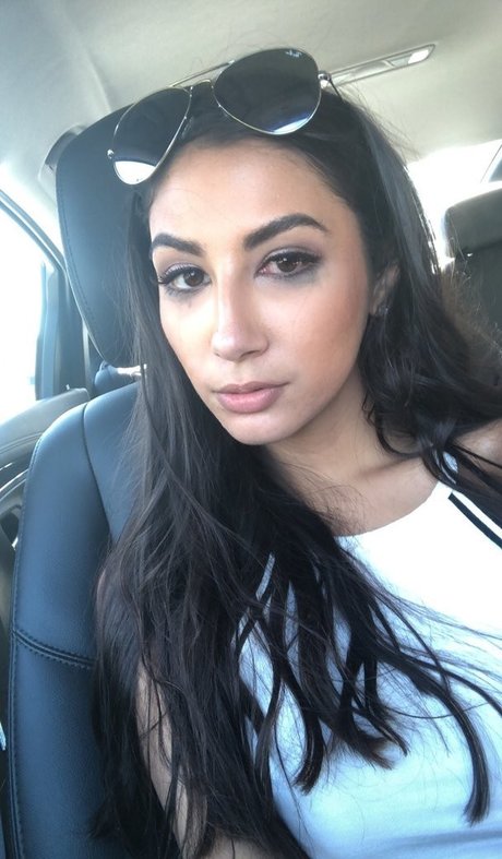 Gianna diorxxx nudes model pic