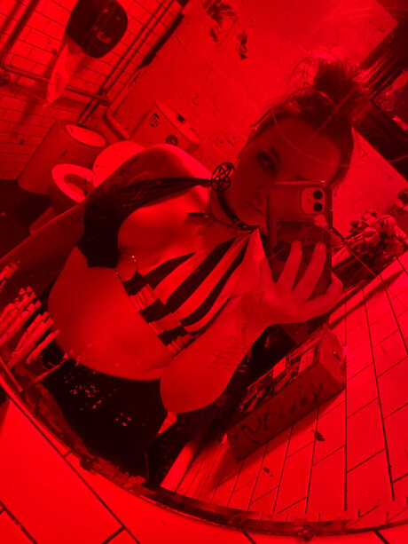 nude strip onlyfans sexy pic