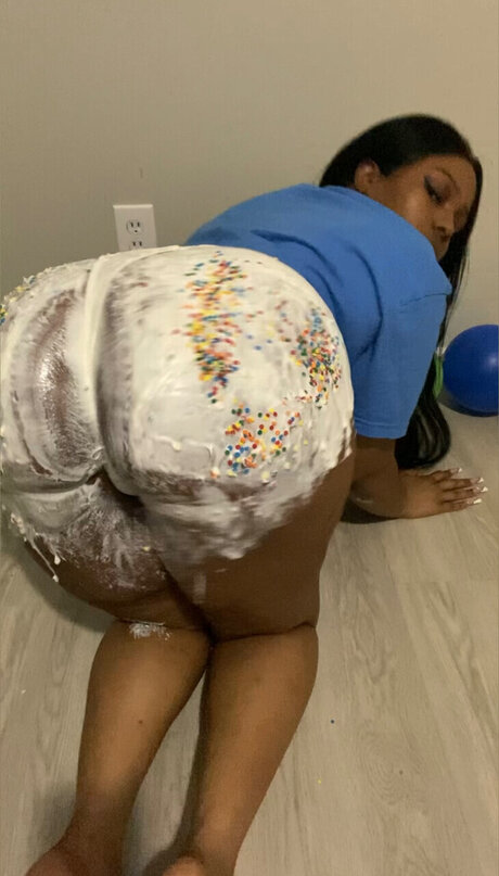 NUTTIN2RASHAE1000 sexy star photos