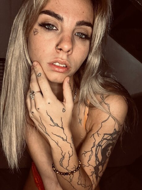 pregnant onlyfans nude img