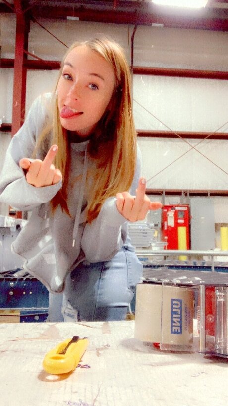 small dick shemale onlyfans pretty gallery