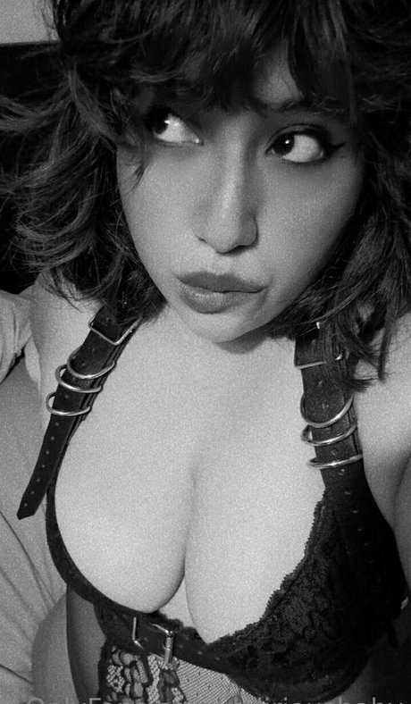 deliriousbaby nude pornstar gallery